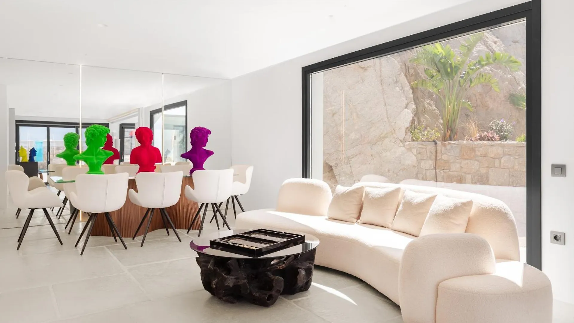 Villa Martinez Luxury Escape Glastros